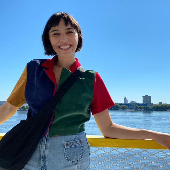 Meet your Posher, Brooke - Picture 2 of 2